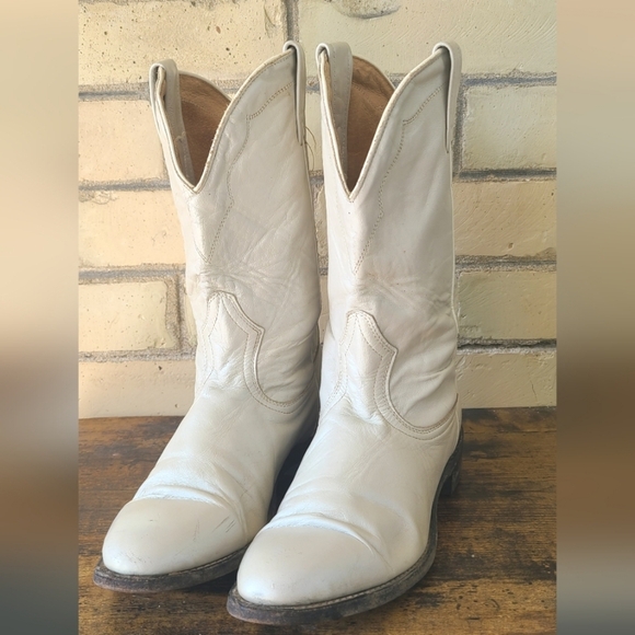 Vintage White/Silver Boulet Boots - Picture 2 of 10